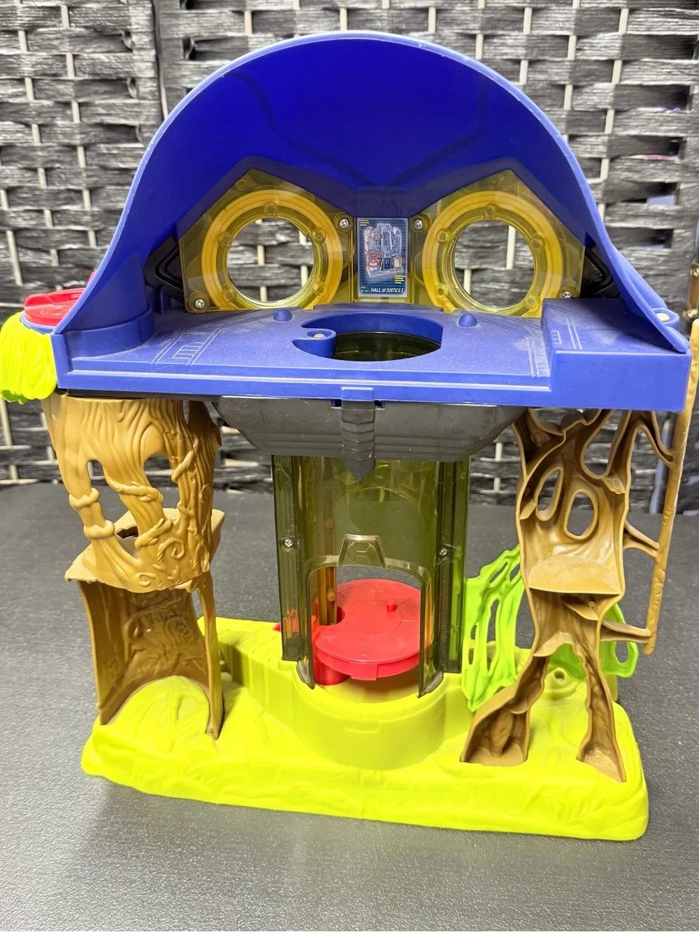 Imaginext DC Comics Hall Of Doom Super Hero Playset